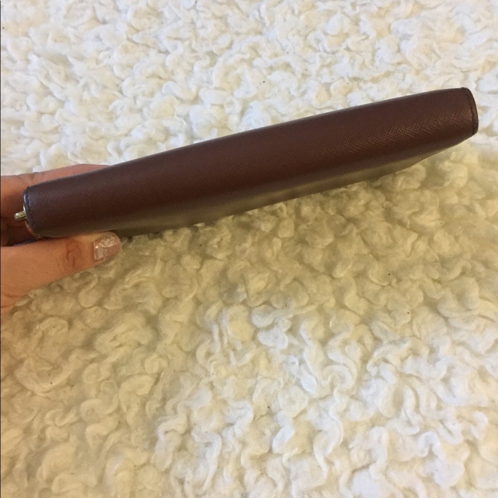 Tory Burch Wallet Robinson Continental Chocolate - Picture 2 of 9